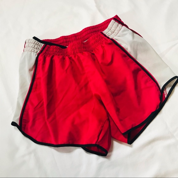 Nike Fit Dry Shorts - Picture 1 of 3